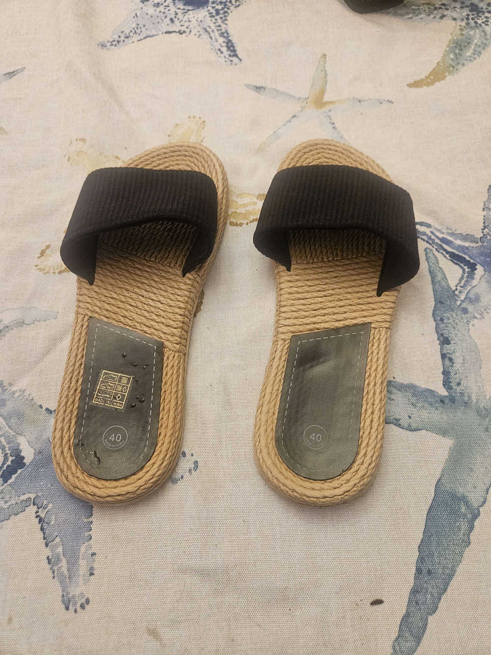 SHEIN Black Ribbed Strap Rope Slide Sandals. Very Good Condition. - Picture 4 of 4